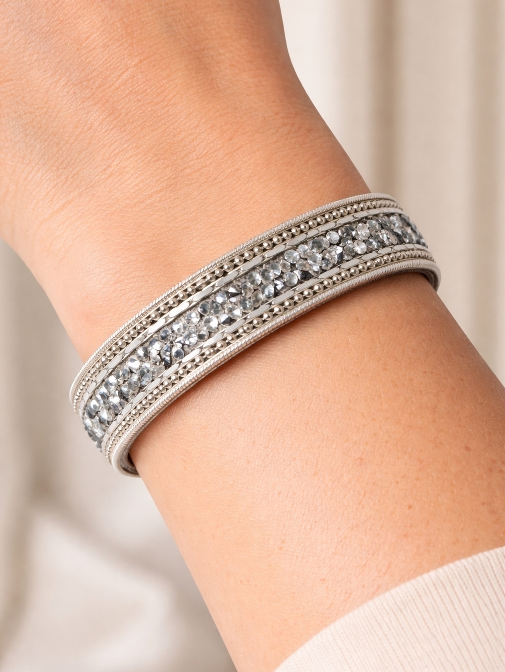 GRAY SUEDE - CHRYSTAL EMBELLISHED BRACLET